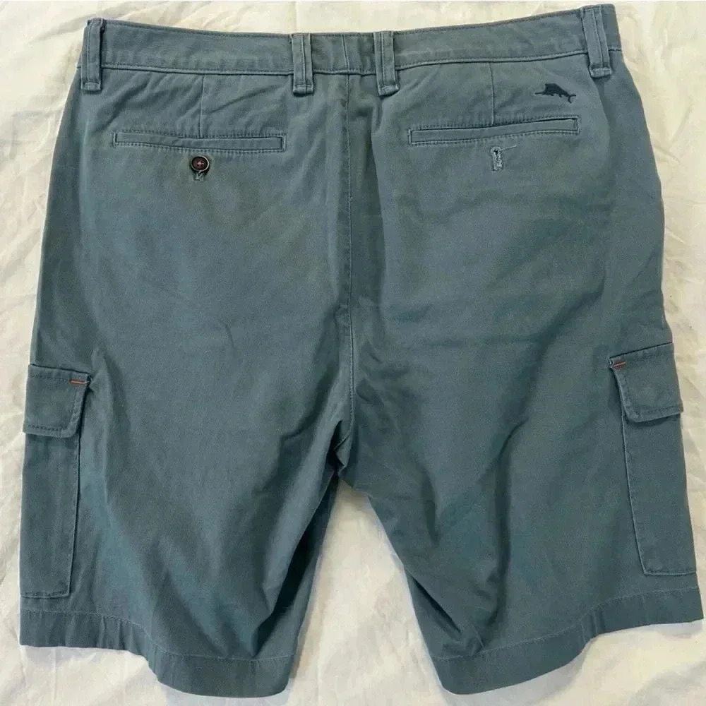 Tommy Bahama Men’s Size 34 10” Coastal Key Cargo Shorts Light Blue NWOT - Picture 7 of 10